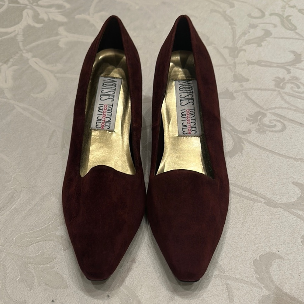 Mootsies Tootsies Suede Burgundy 2”Heels